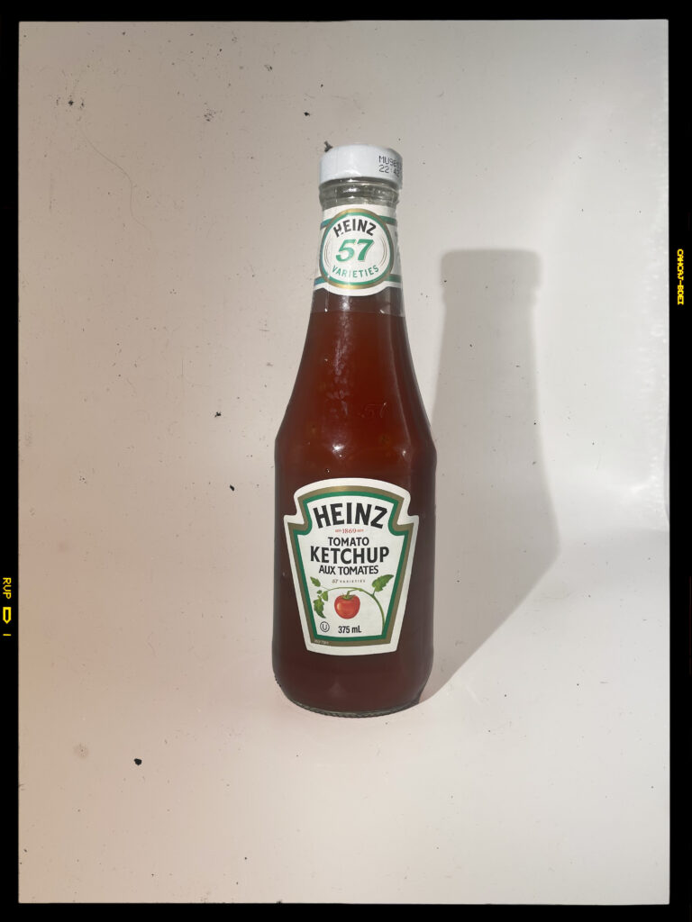 ketchup bottle photoshoot